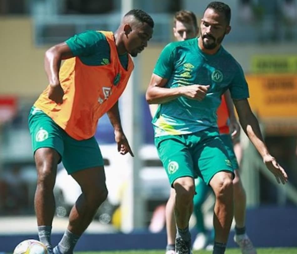 Por conta da parada, Chape deixou de firmar pré-contratos pensando na Série B