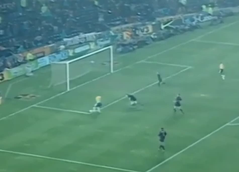 Barcelona recorda amistoso histórico com a Seleção Brasileira; Assista