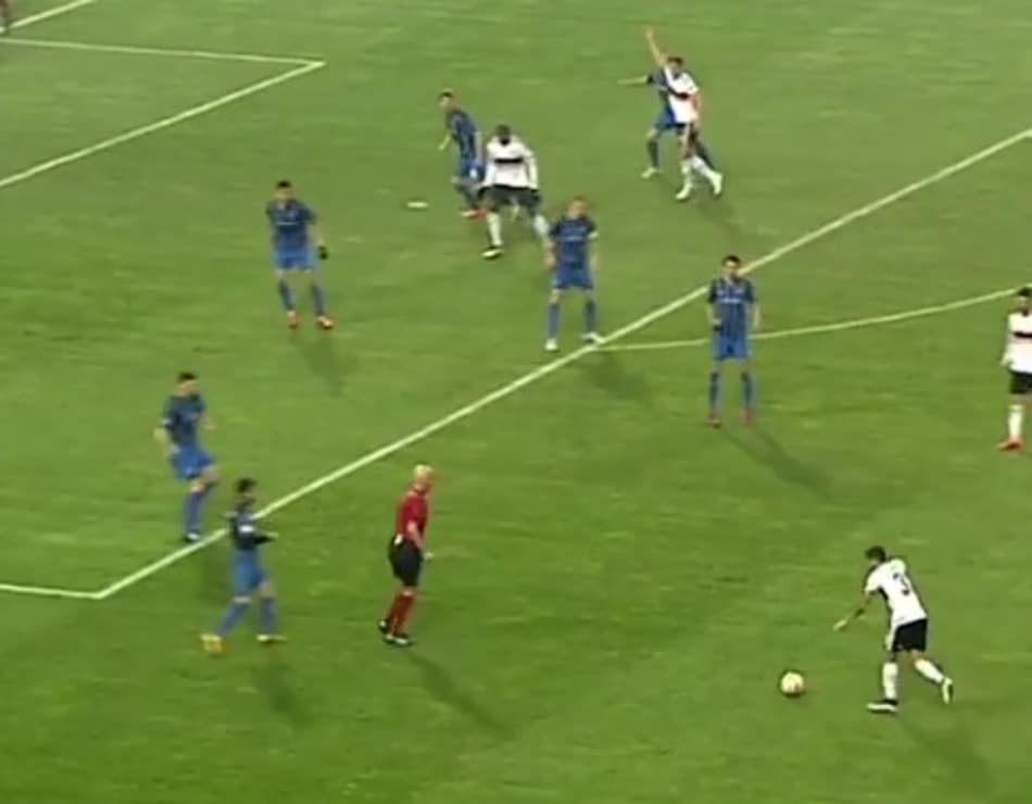 Perfil da Euro League relembra golaço de atual jogador do Vasco; Assista