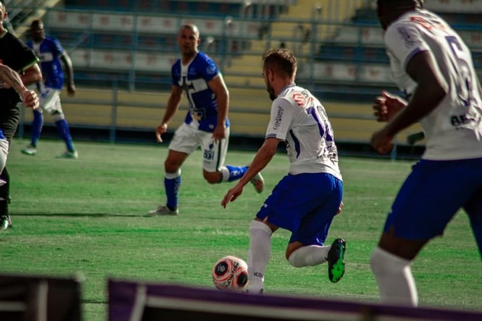 Meia do Santo André destaca importância de pausa no Paulistão