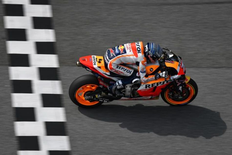 Alex Marquez consegue vitória sobre seu irmão Marc no Virtual MotoGP em Misano