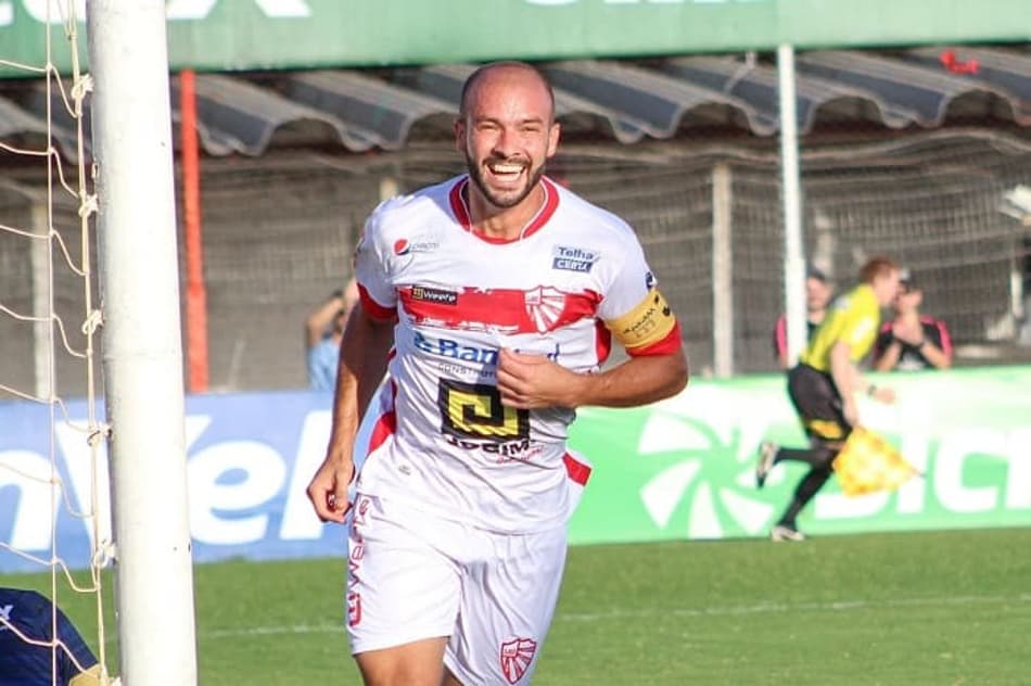 Atacante Michel pode igualar marca histórica de ex-Grêmio no Gauchão