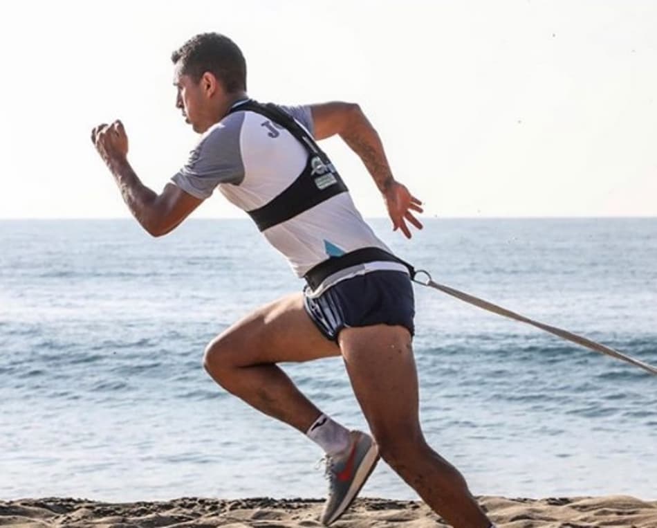 Jogador do atual líder no México pede cancelamento do torneio