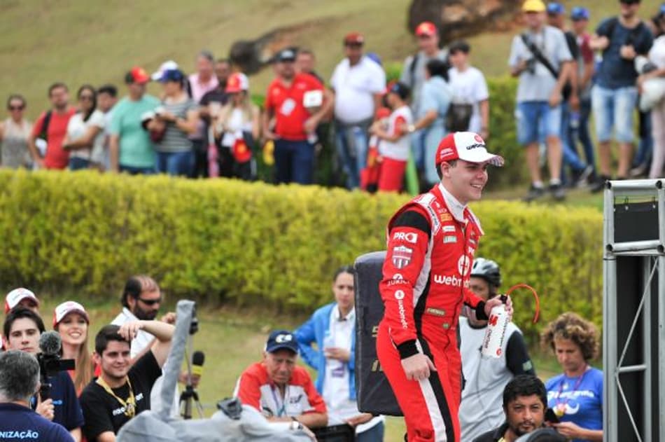 Bruno Baptista deixa hospital após ficar na UTI com coronavírus