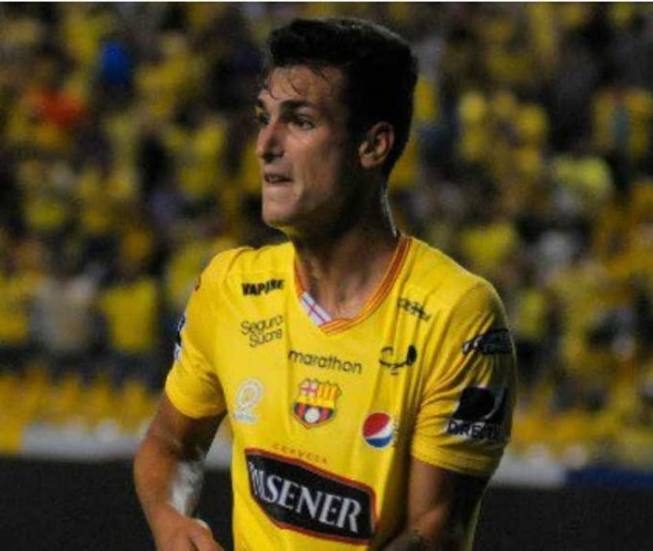 Atacante faz análise polêmica sobre o tamanho da torcida de ex-clube