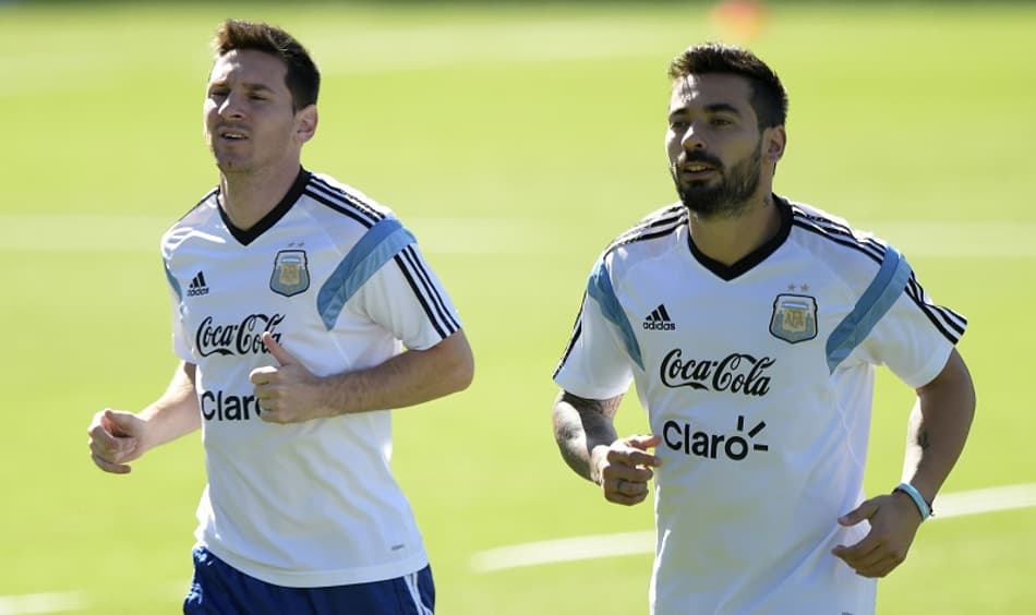 Ex-companheiro de Messi publica vídeo incrível sobre o craque