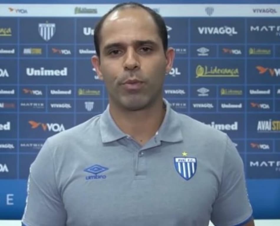Preparador Físico do Avaí projeta a volta aos trabalhos do elenco