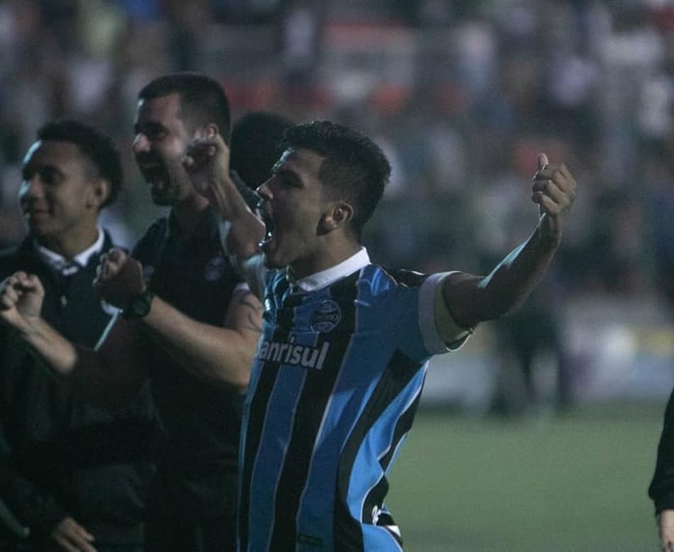 Capitão do Grêmio na Copinha, Matheus Nunes conta trajetória no clube de coração da família