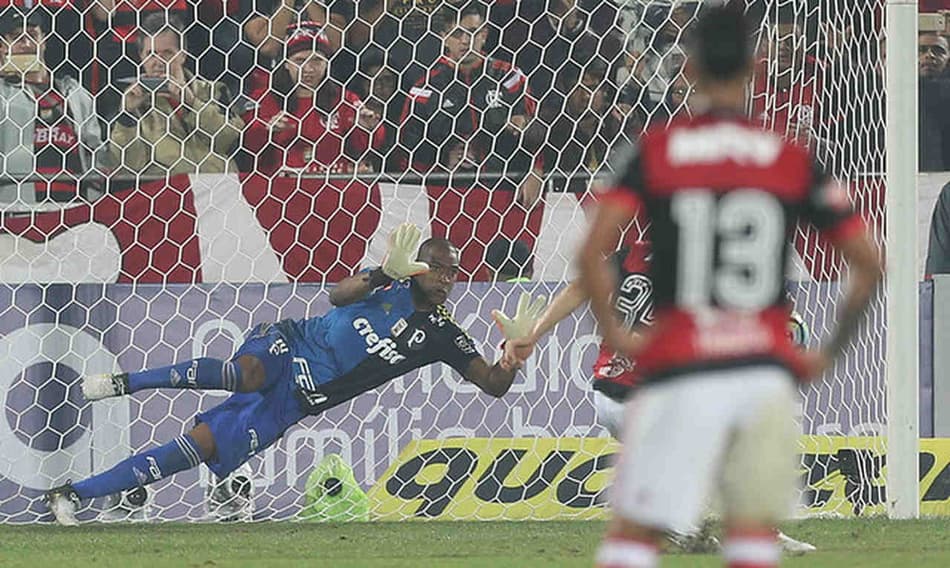 Palmeiras faz top 5 das defesas de Jailson pelo clube; reveja os lances