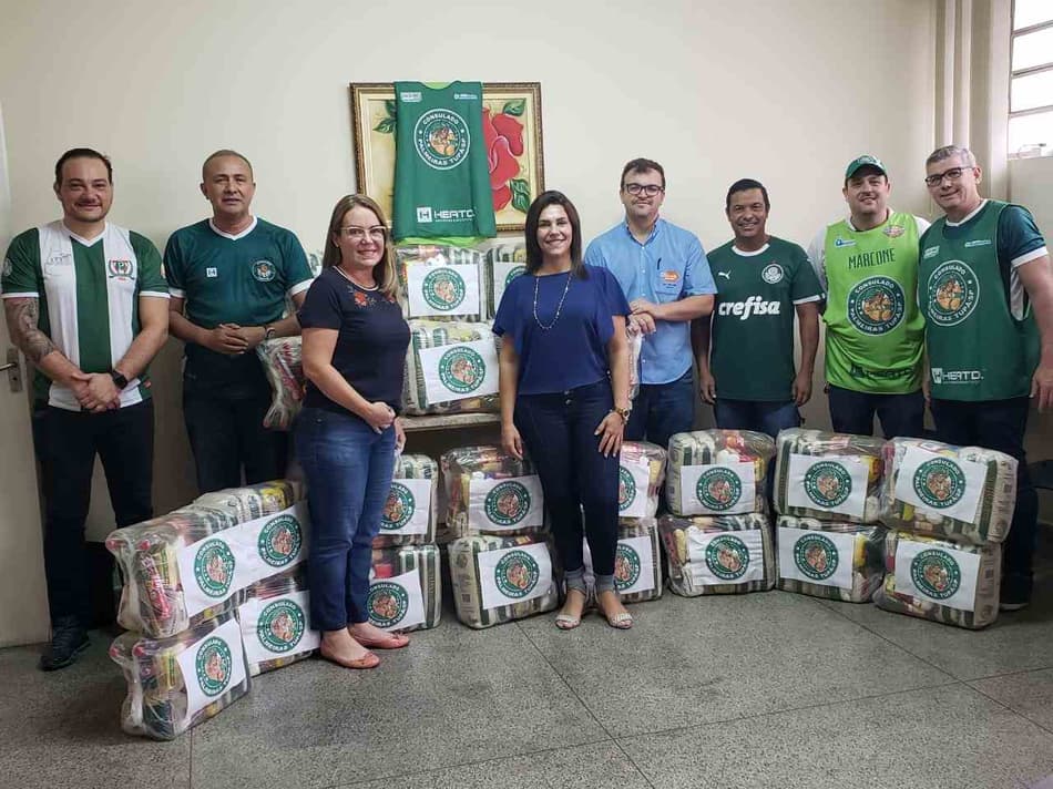 Consulados do Palmeiras arrecadam mais de 10 toneladas em alimentos