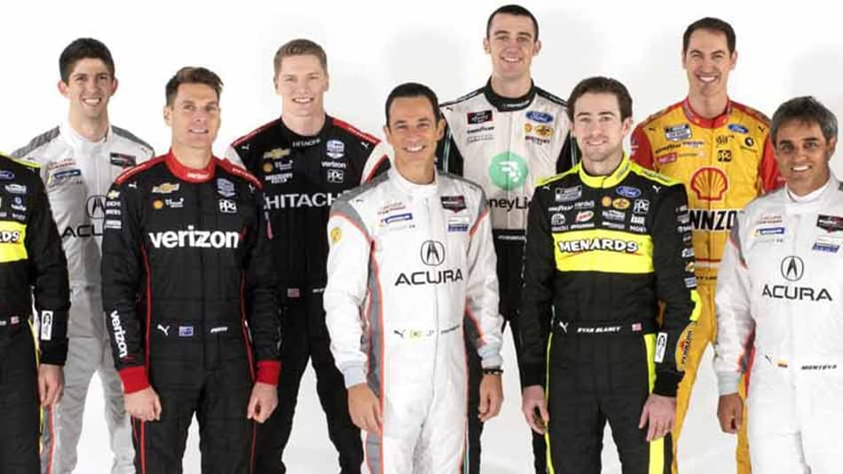 Papo com Helio Castroneves: 'A corrida é virtual, mas a solidariedade é de verdade'