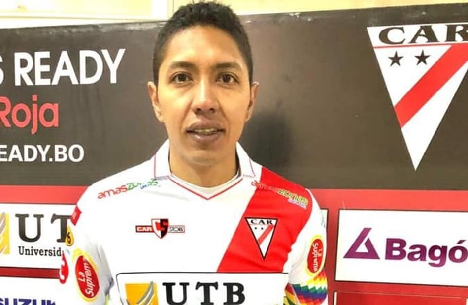 Na Bolívia, jogador fratura osso do pé durante treinos virtuais