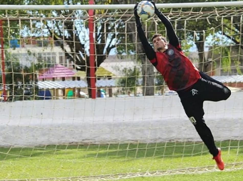 Rodrigo Viana vê com bons olhos protocolos de segurança no Operário-PR e explica 'drive thru' no clube