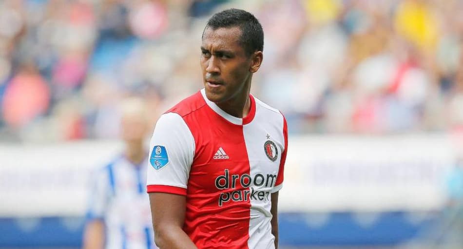 Alvo de clubes latinos, Renato Tapia não seguirá no futebol holandês