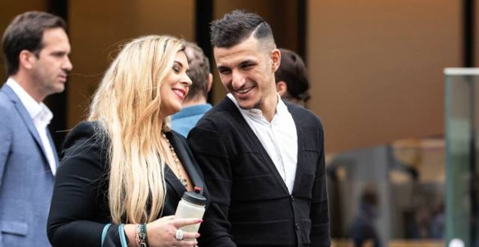 Bartoli e ex-jogador de futebol belga anunciam gravidez de primogênito