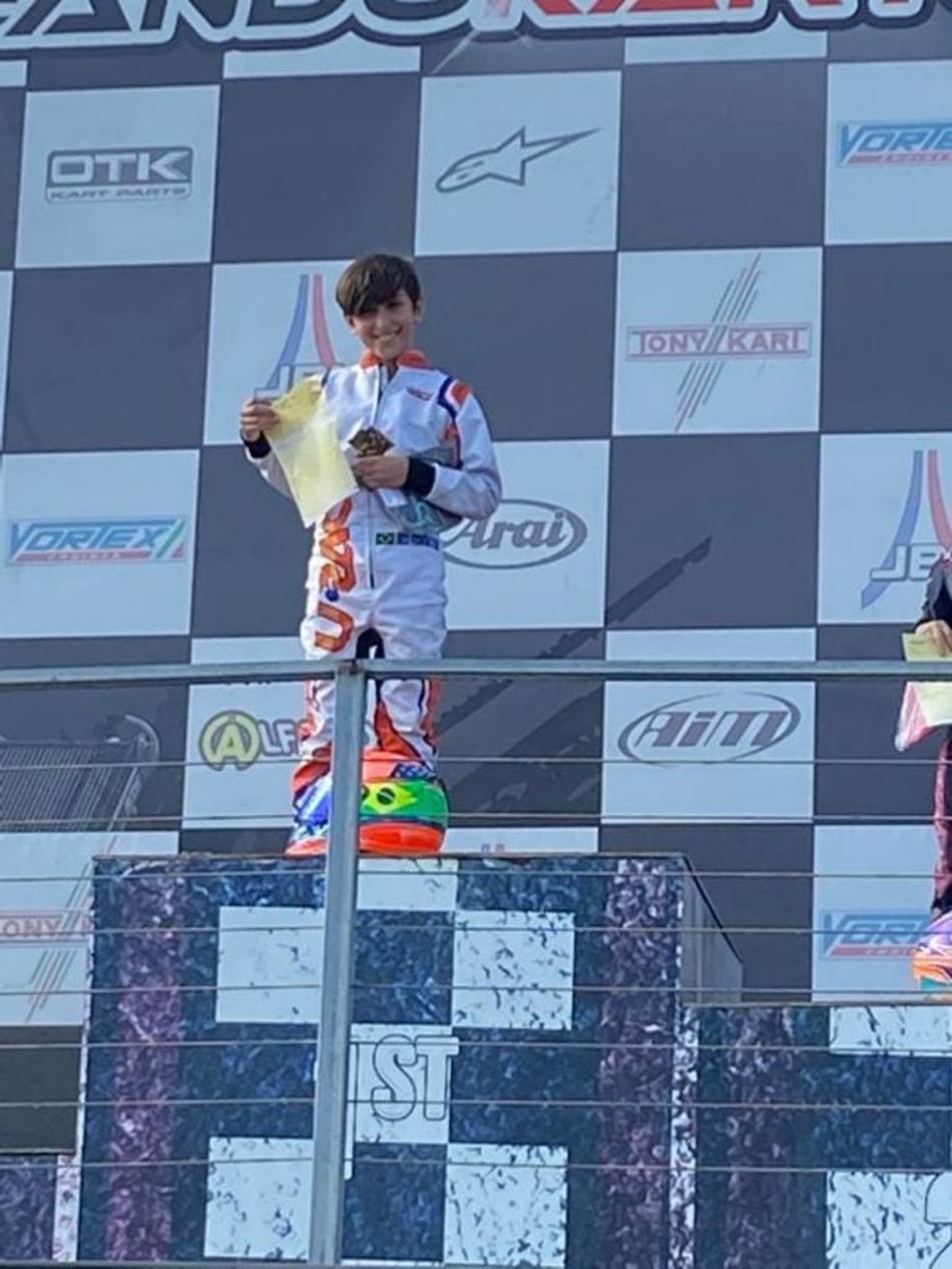 Líder da Orlando Cup, Enzo Vidmontiene busca novas vitórias no kartismo americano
