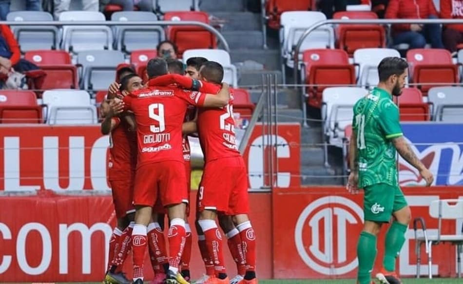 Time da elite mexicana tem sete infectados por coronavírus