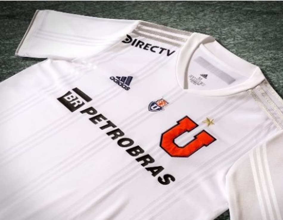 Universidad de Chile lança novo uniforme e encanta a torcida