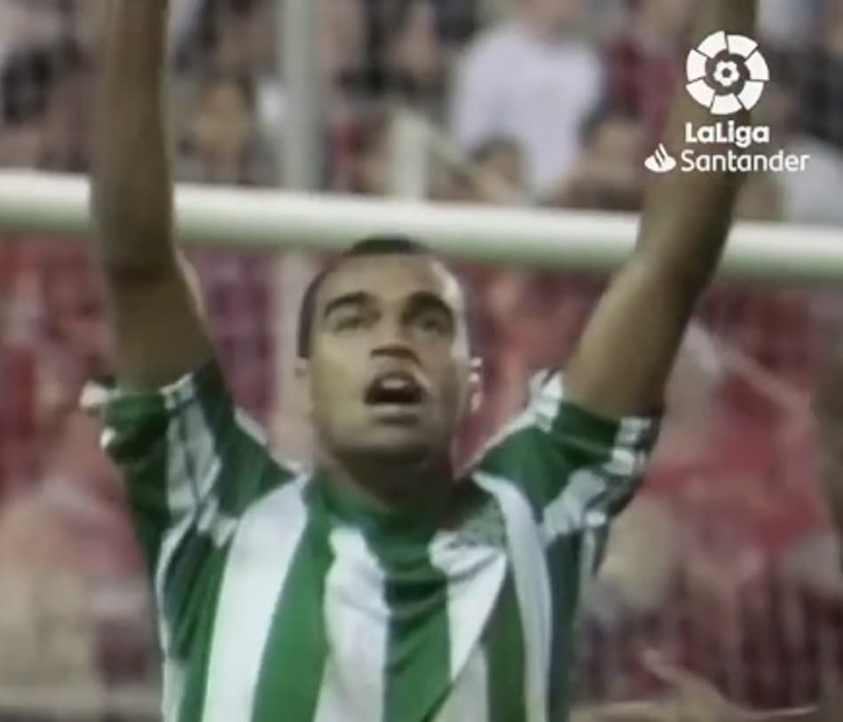 La Liga relembra gol de Denilson em cima do Sevilla; Assista