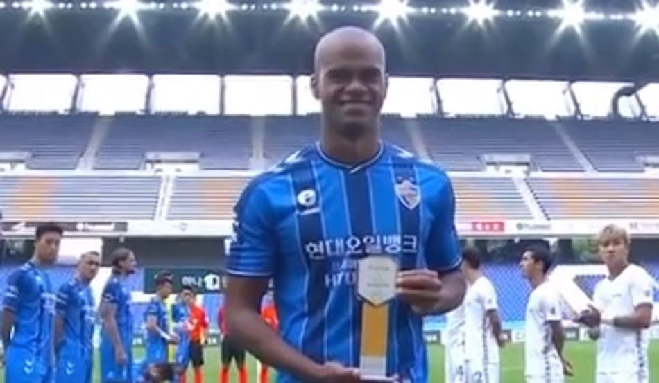 Herói da vitória do Ulsan, brasileiro sonha com a artilharia da K-League