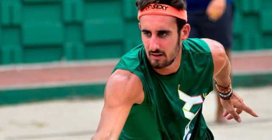 Grandes nomes do Beach Tennis ironizam ajuda da ITF