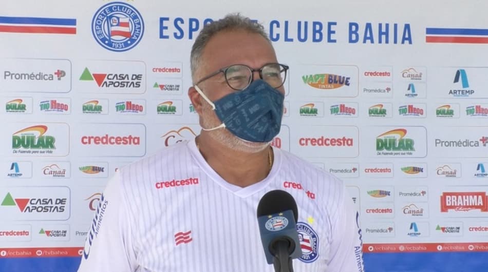 Coordenador médico do Bahia faz primeira avaliação de retomada presencial