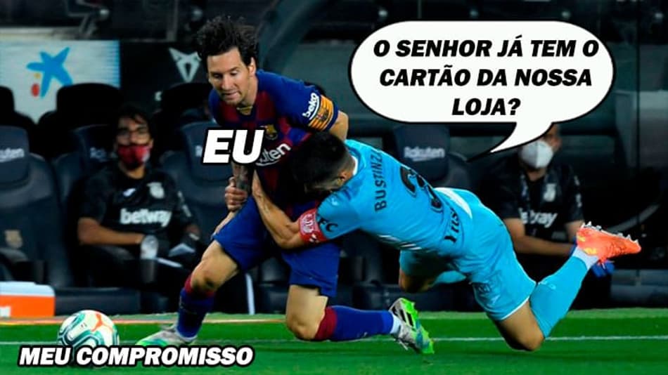 Era saudade? Jogador agarra Messi e cena vira piada nas redes sociais. Veja memes!