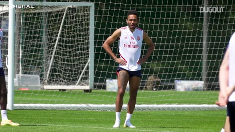 VÍDEO: Aubameyang se destaca em treinos antes da final contra Chelsea