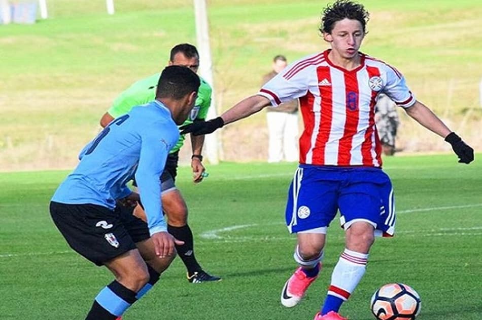 Blog do Garone: Vasco está perto de contratar jovem meia paraguaio