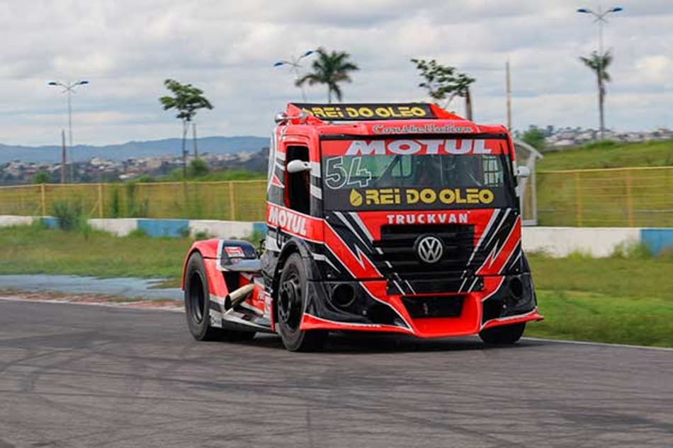 Rafael Lopes estreia neste final de semana pela Copa Truck