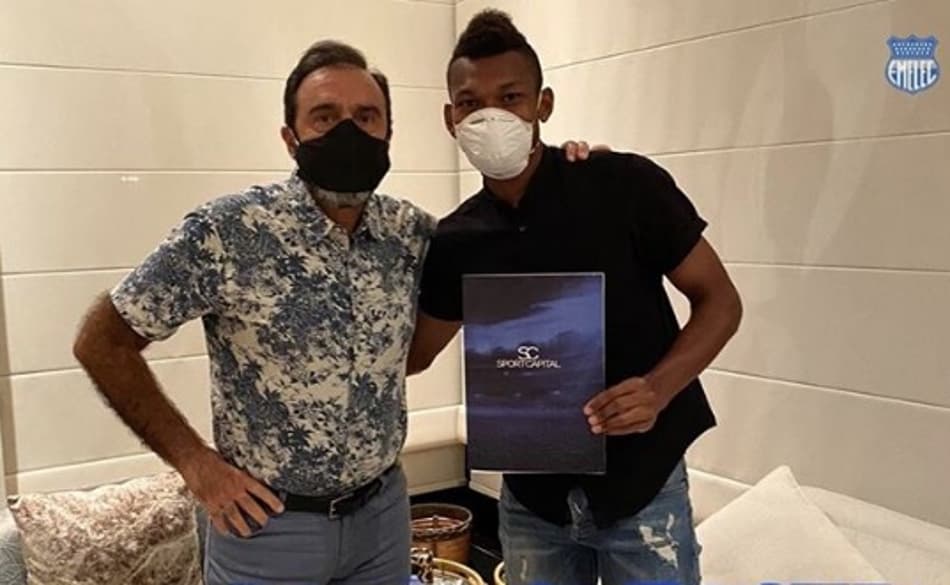 Ex-Fluminense renova contrato para seguir no futebol equatoriano