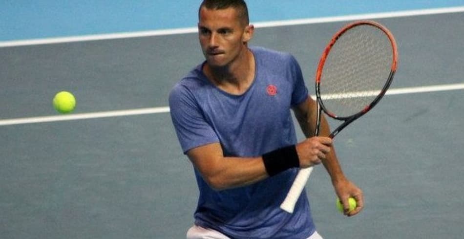Bósnio e croata testam positivo para coronavírus em torneio na Sérvia