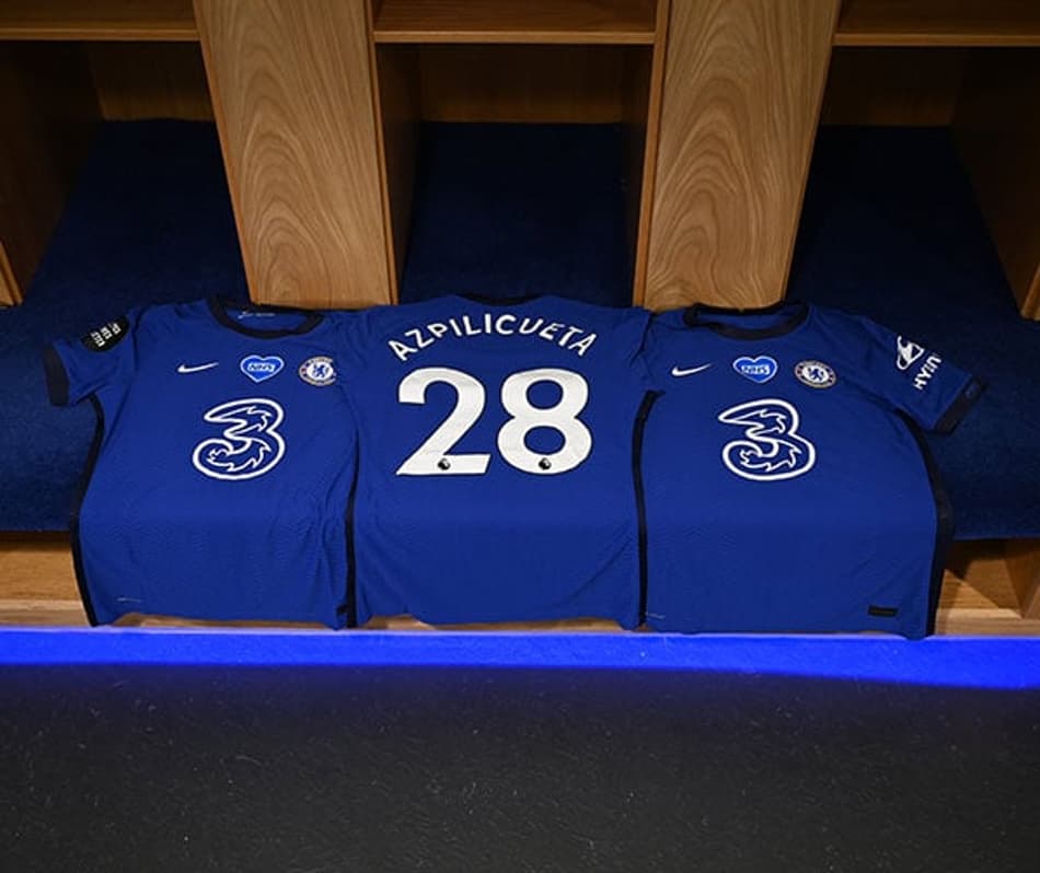 Chelsea lança novo uniforme para a temporada 2020/21