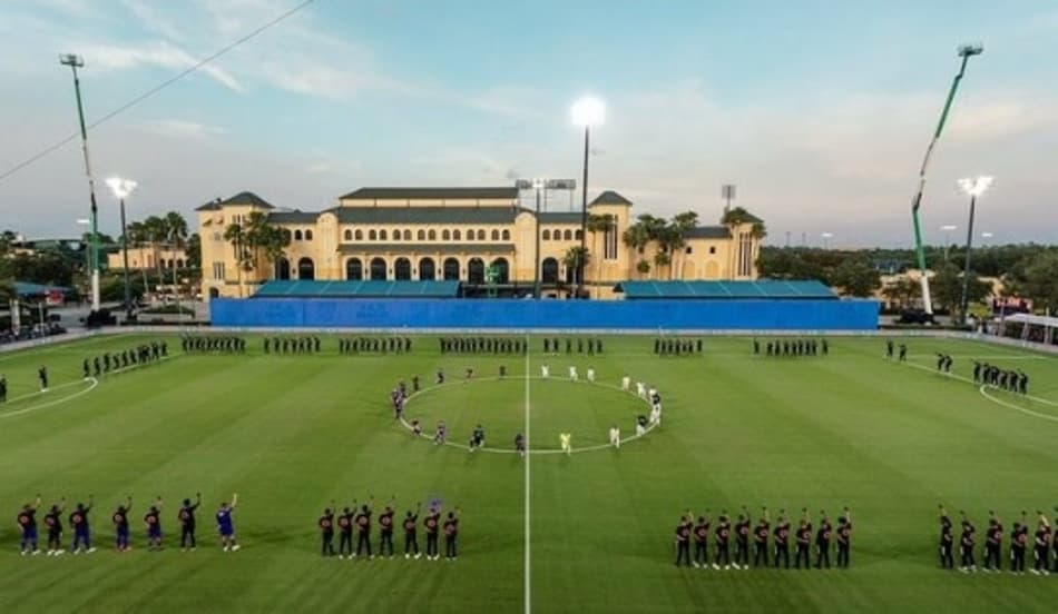 Arrepiou! MLS é retomada com grande protesto contra o racismo; assista