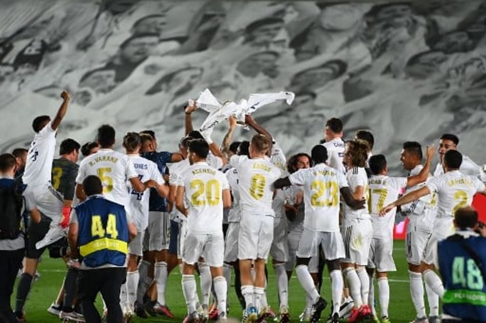 VÍDEO: Veja os bastidores da festa no vestiário pelo título do Real Madrid