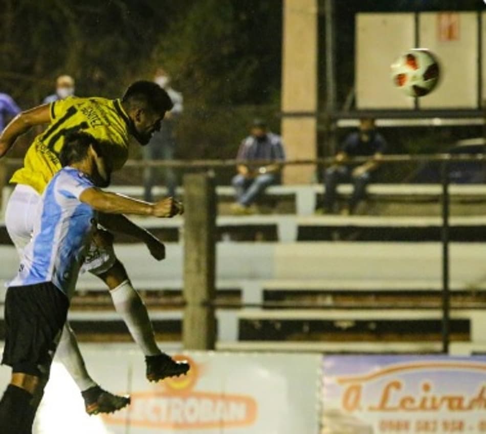 Rival do Palmeiras na Liberta recomeça com empate no Paraguai