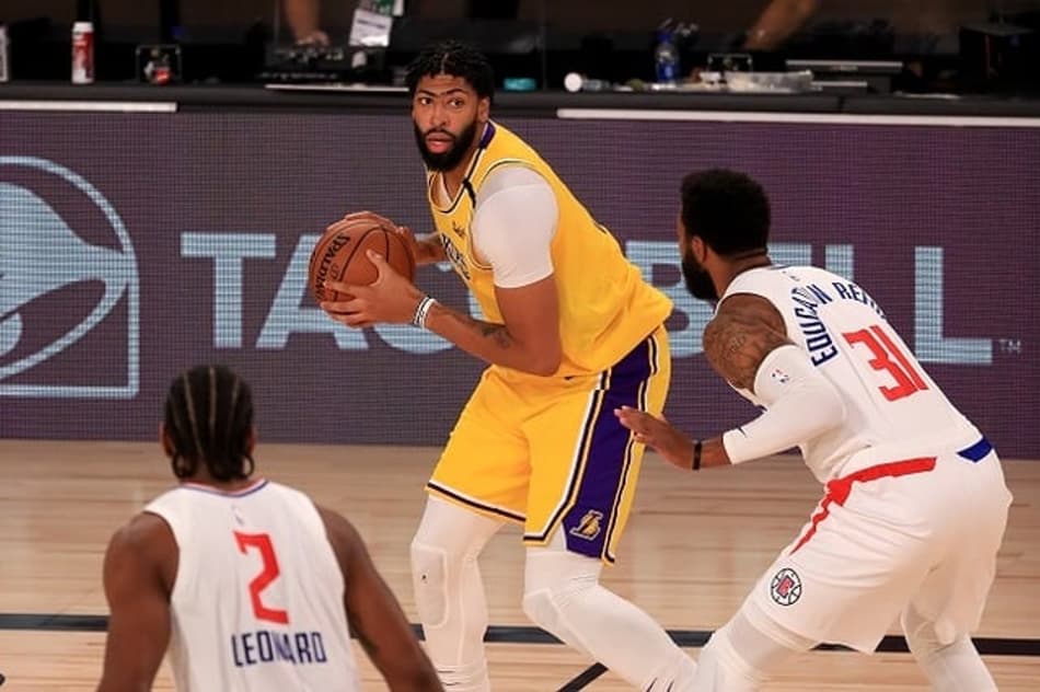 Anthony Davis minimiza possível final do Oeste com o Clippers: “Minha preocupação é o Lakers”