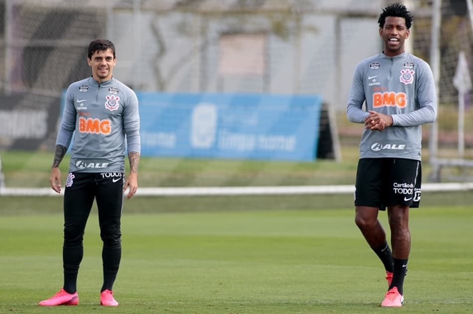 Confira as imagens do último treino do Corinthians antes da semifinal