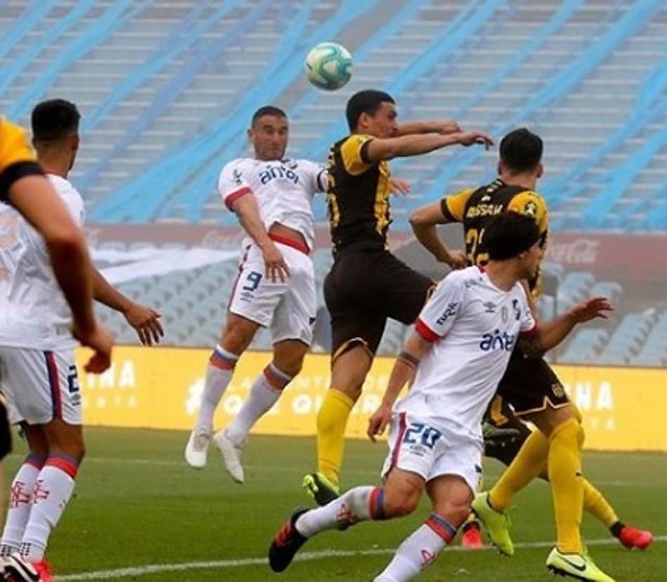 Peñarol e Nacional empatam na retomada do Uruguaio; Confira a rodada