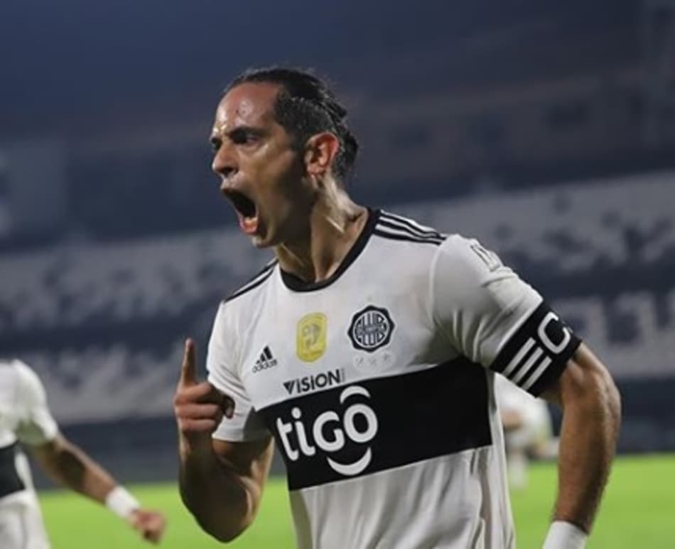 Vai ter gol? Rival do Santos, Olimpia apresenta bons números ofensivos