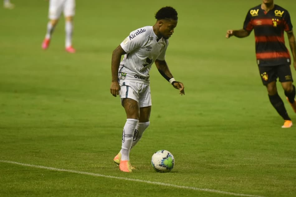 ATUAÇÕES: Ele de novo! Marinho brilha e garante a vitória do Santos