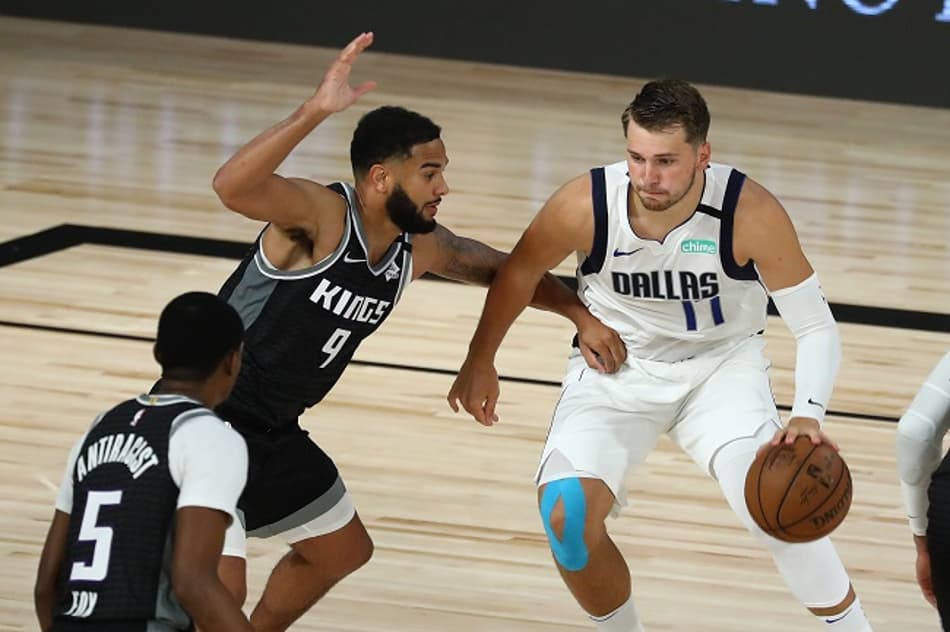 Mavericks “antecipa” busca de troca por terceiro astro