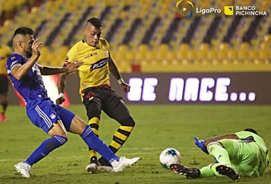 Equatoriano: Rival do Fla na Liberta vence clássico e cola no líder