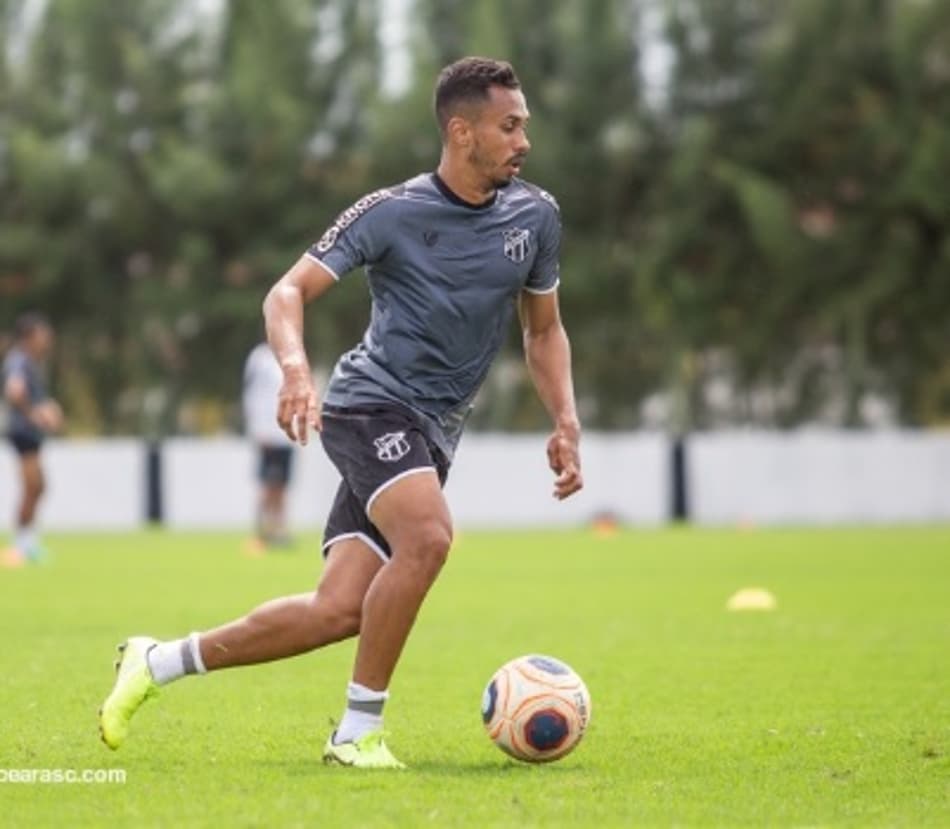 Ceará treina no Porangabuçu após triunfo no Brasileirão