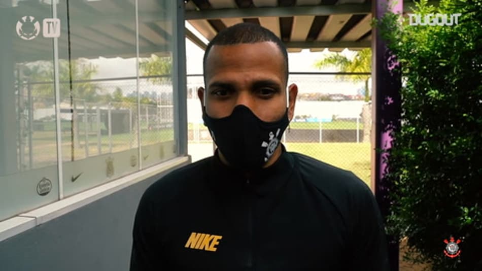 VÍDEO: Otero agradece Fiel e diz: ‘espero ser muito feliz aqui’