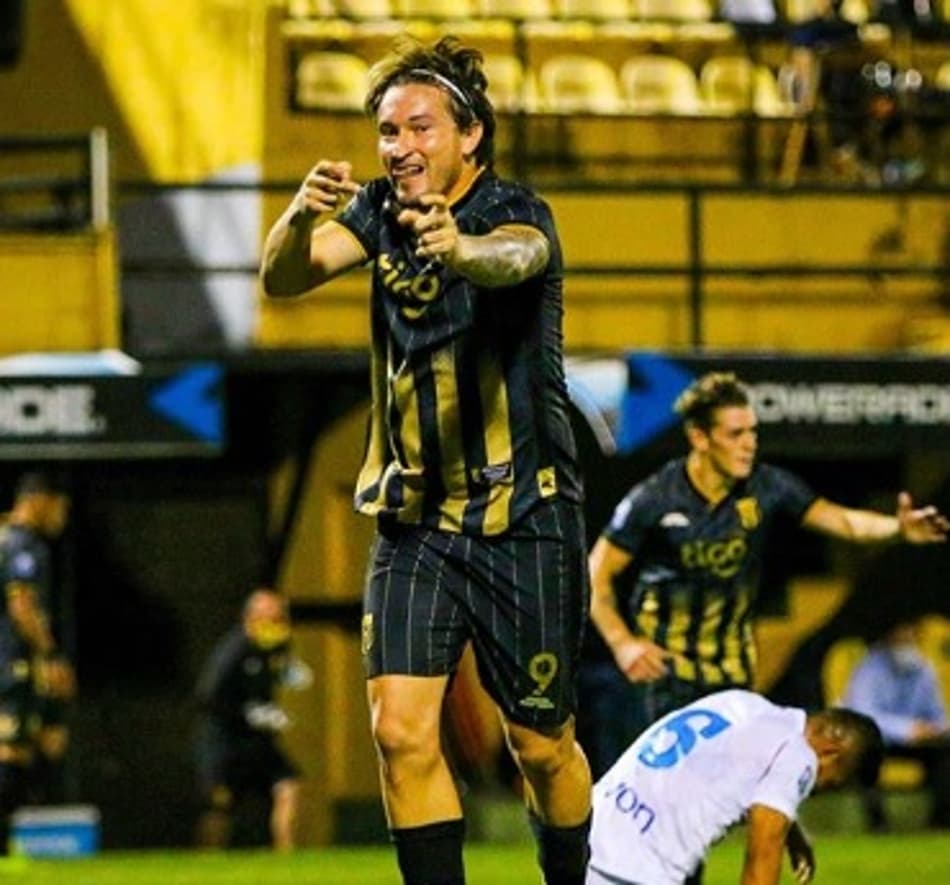 Paraguaio: Rival do Palmeiras vence mais uma e pressiona o Cerro