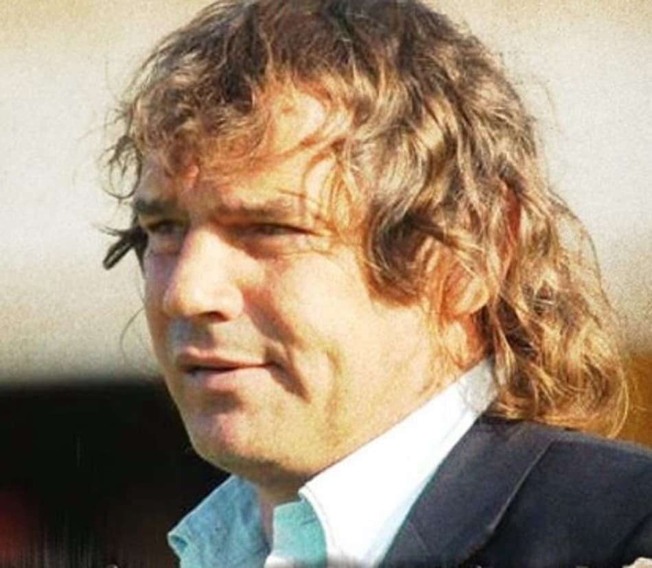 Após demitir Diego Forlán, Peñarol oficializa novo técnico