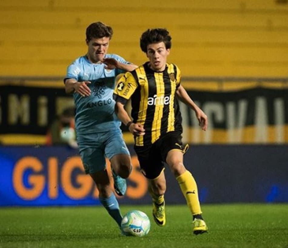 Uruguaio: Peñarol tropeça novamente e Cerro Largo chega ao topo