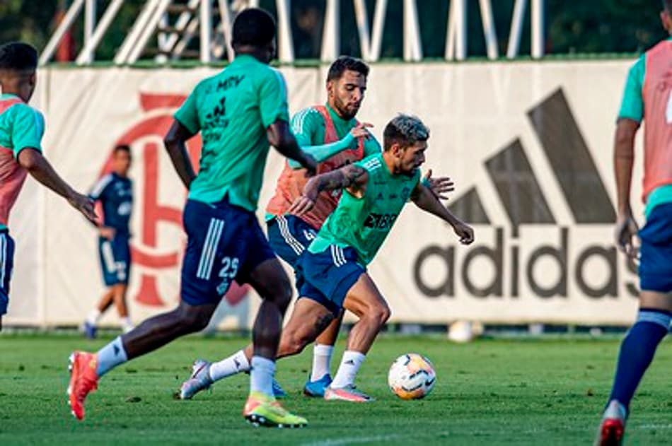 Veja o último treino do Flamengo antes da viagem ao Equador