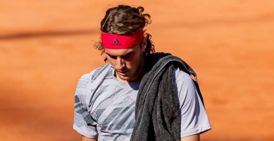 Tsitsipas atropela Cuevas e está na 3ª rodada em Roland Garros